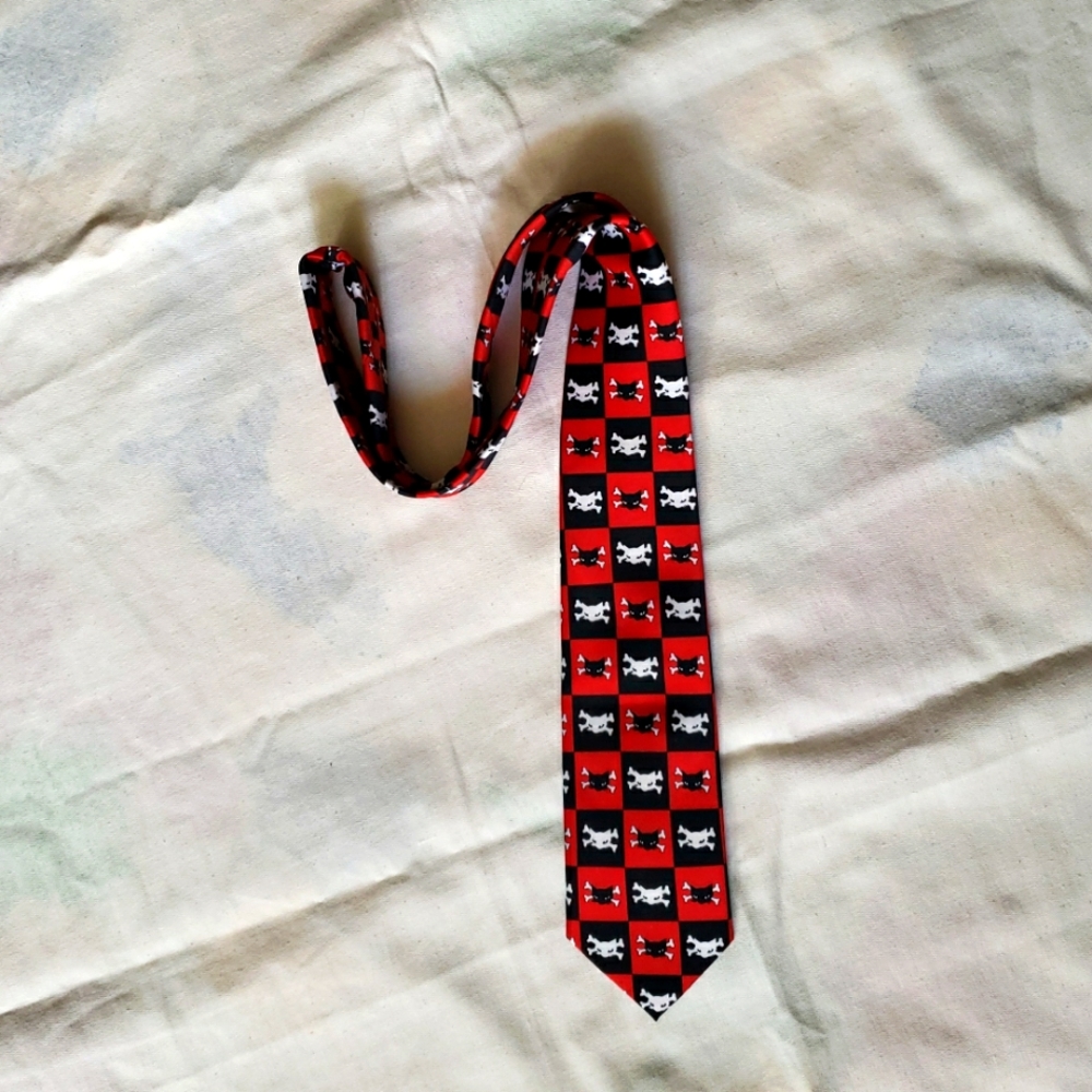 ♡Cat head skulls tie